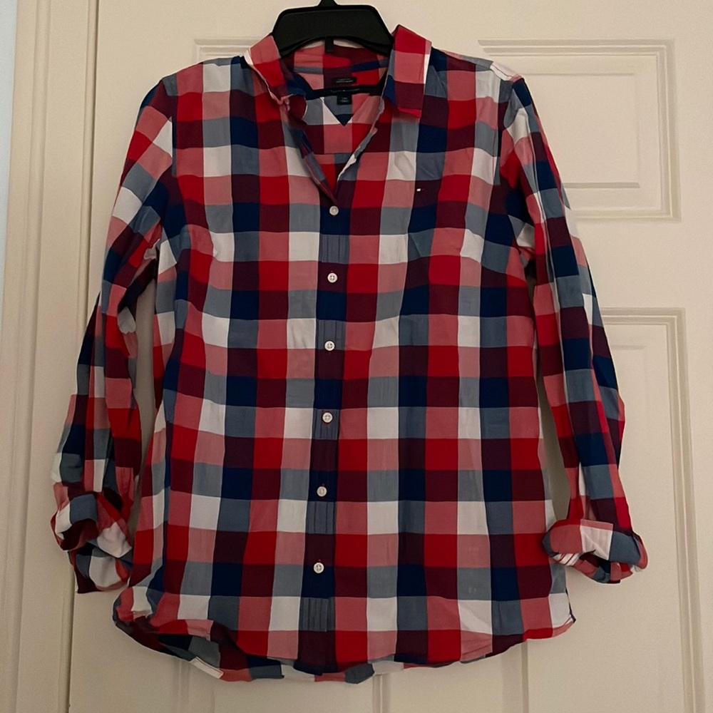 Tommy Hilfiger checkered button down. Size L.